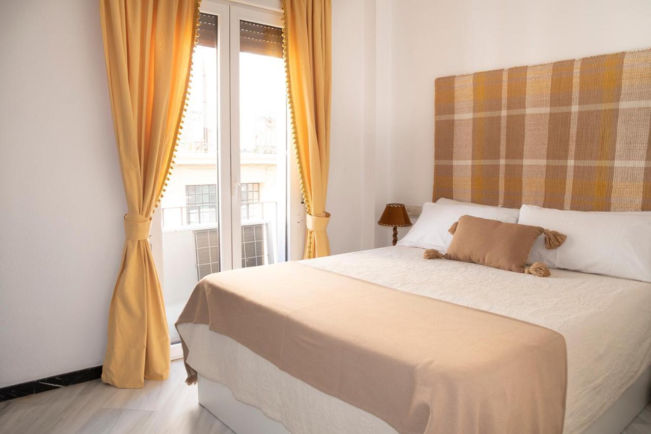 Ziba Cordoba Only Families Apartment Bagian luar foto